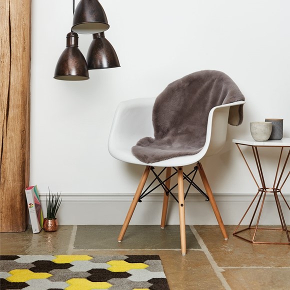 Picture of SOLEMATE® Hand Carved - Geo